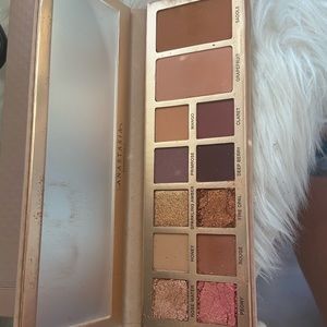 Anastasia Beverly Hills primrose palette